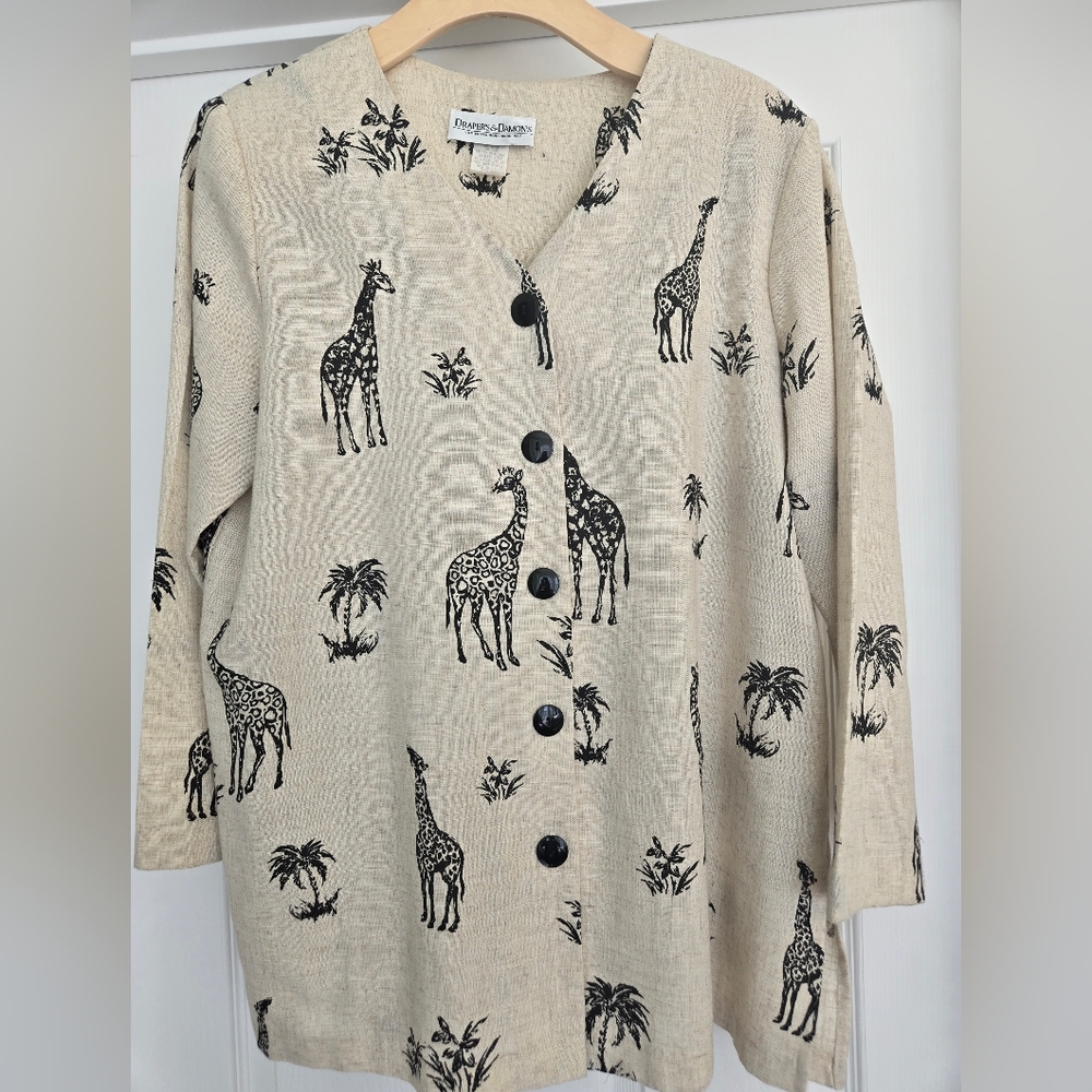 Vintage-Inspired Beige Giraffe Print Button-Front Blazer